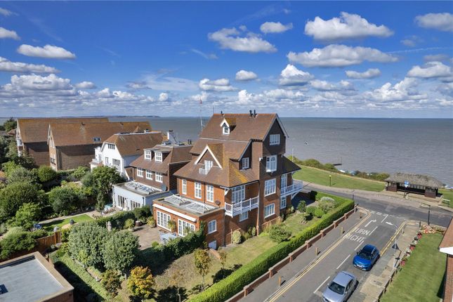 Marine Parade, Whitstable, Kent, CT5 5 bed detached house for sale