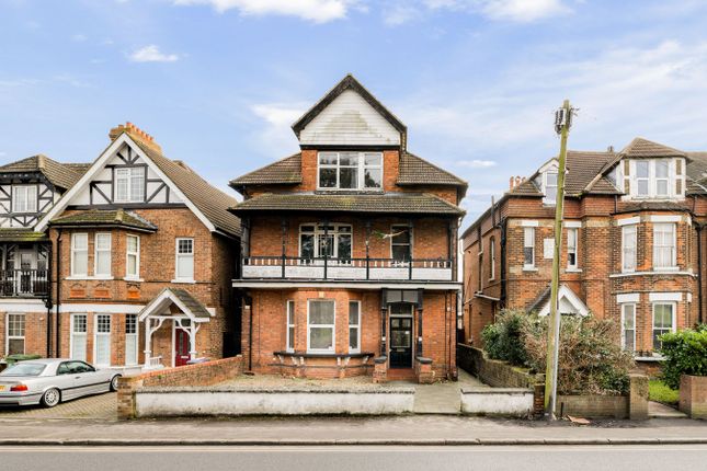 2 bedroom ground floor maisonette for sale