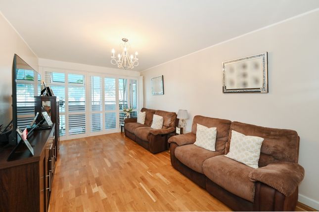 2 bed flat