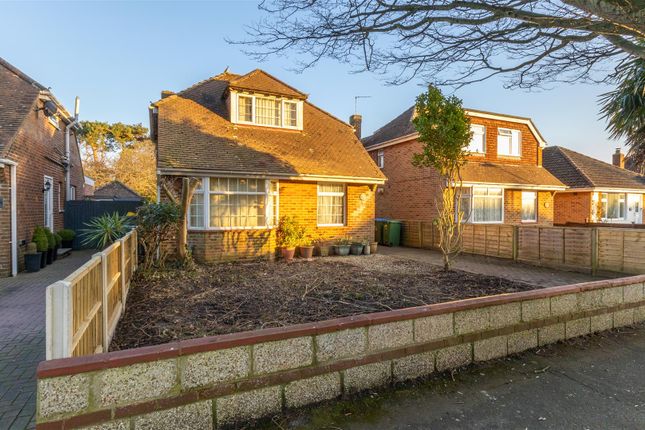 4 bed detached house