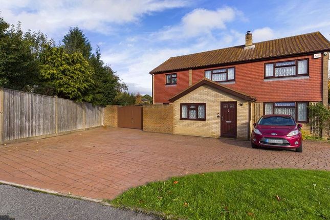 4 bed detached house