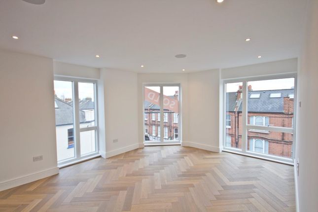 2 bed flat