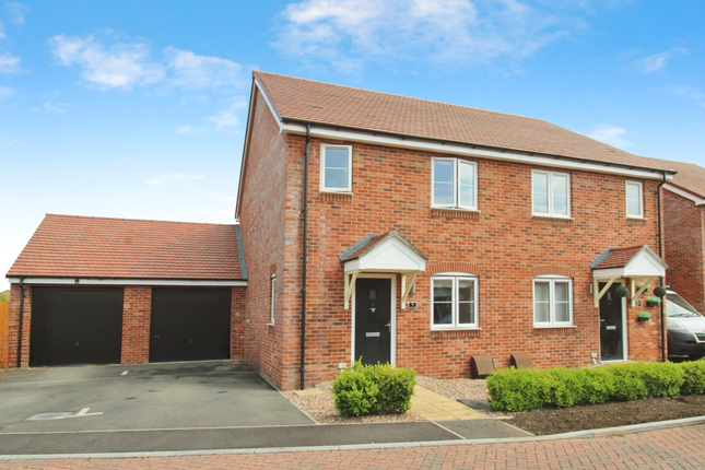 3 bedroom semi-detached house for sale