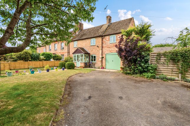 5 bedroom cottage for sale