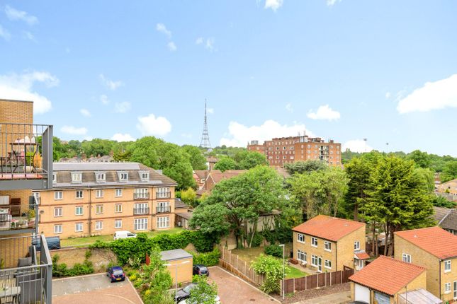 Apple Yard, Anerley, London, SE20 1 bed flat for sale