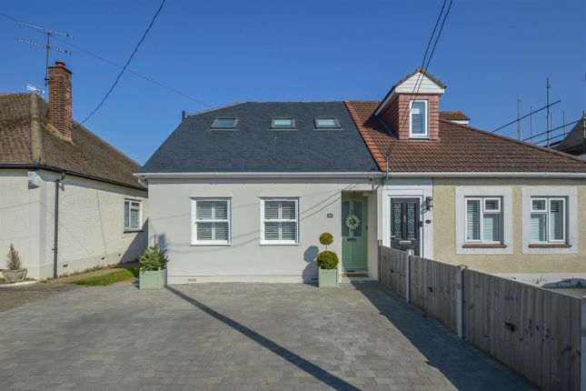 Hatch Road, Pilgrims Hatch, Brentwood 3 bed semi