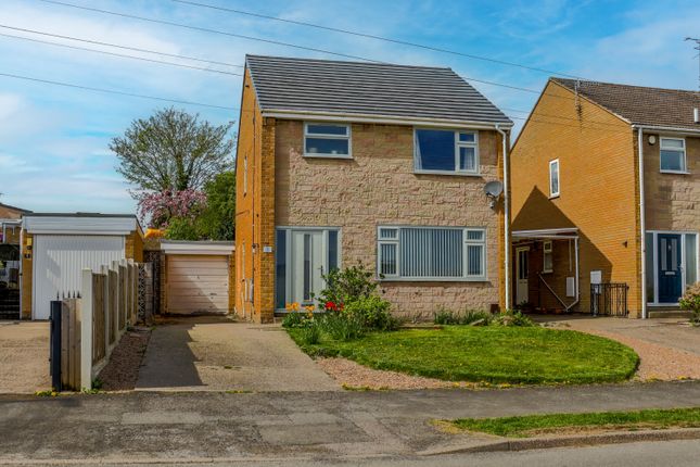 3 bed detached house