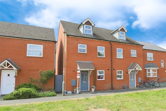 3 bed semi-detached house