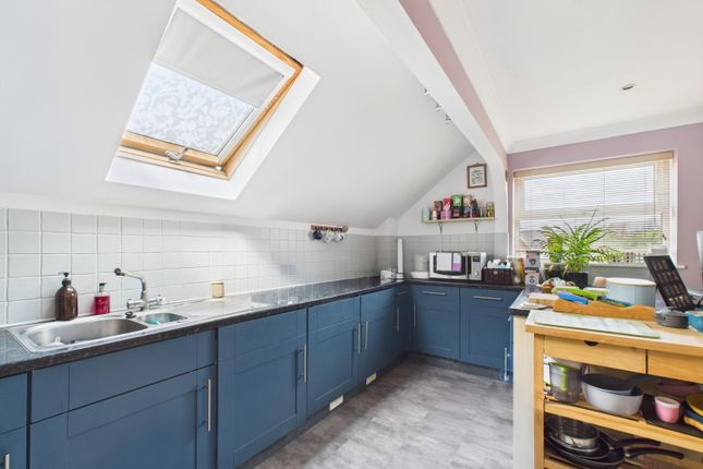 Brooklands House, Leighton Road... 2 bed flat for sale