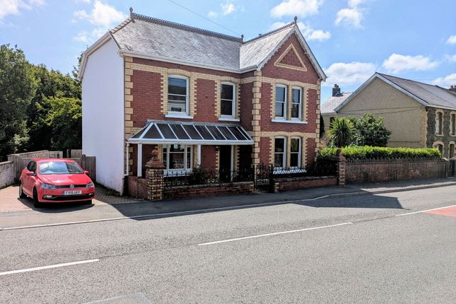 Penybanc Road, Ammanford, SA18 5 bed detached house for sale