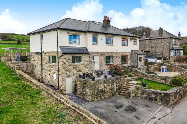 Acre Lane, Luddendenfoot, Halifax... 4 bed semi