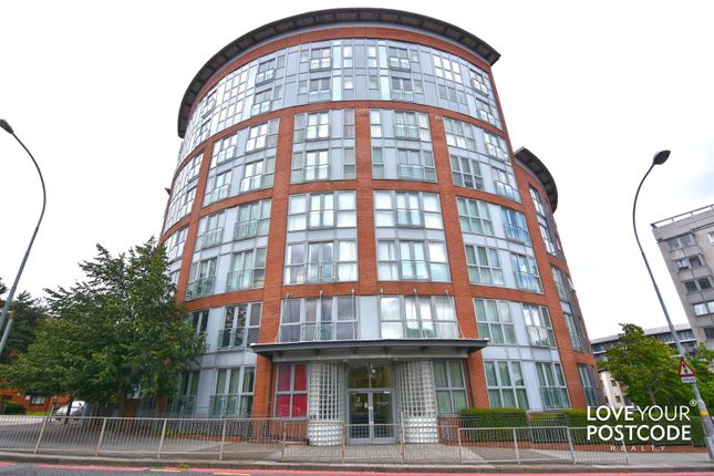 Studio flat for sale
