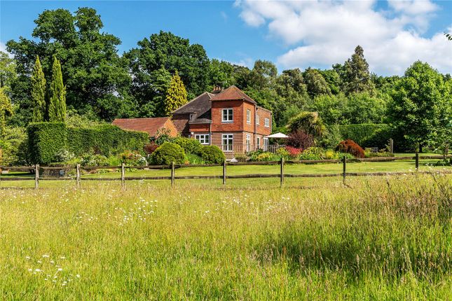 Cliftons Lane, Reigate, Surrey, RH2 5 bed detached house for sale