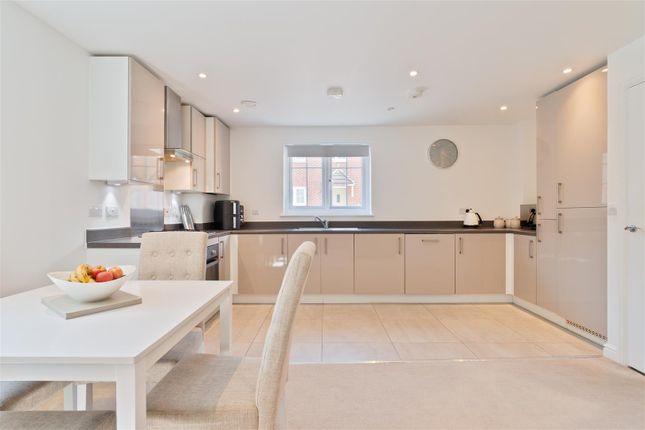 Edward Betts Close, Aylesford 2 bed flat for sale