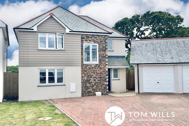 4 bed detached house