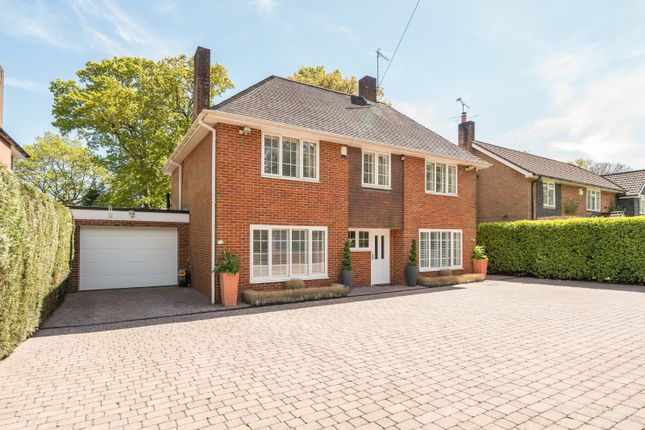 5 bed detached house