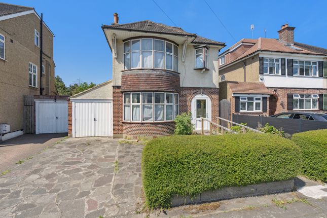 4 bed detached house