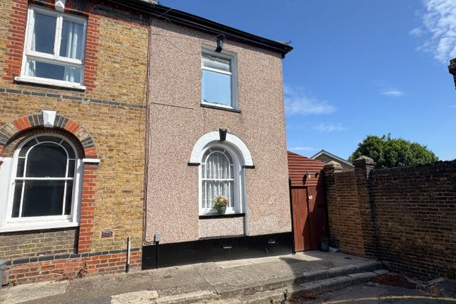 2 bedroom end of terrace house for sale