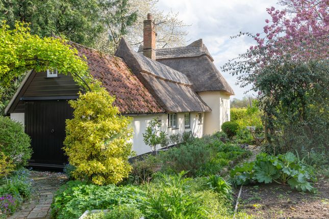 2 bedroom detached house for sale