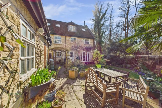 Aldgate Court, Stamford PE9 5 bed house for sale