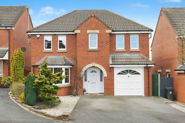 4 bed detached house