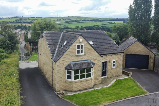 Abbey Close, Mirfield, WF14 4 bed detached house for sale
