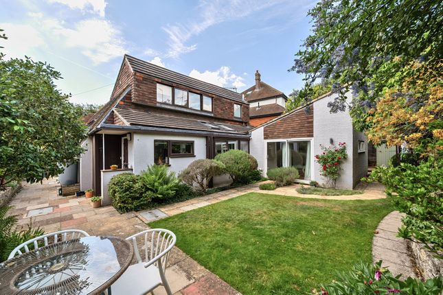 White Rose Lane, Woking, GU22 3 bed bungalow for sale