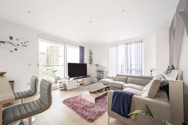 Lismore Boulevard, Colindale, London... 2 bed flat for sale