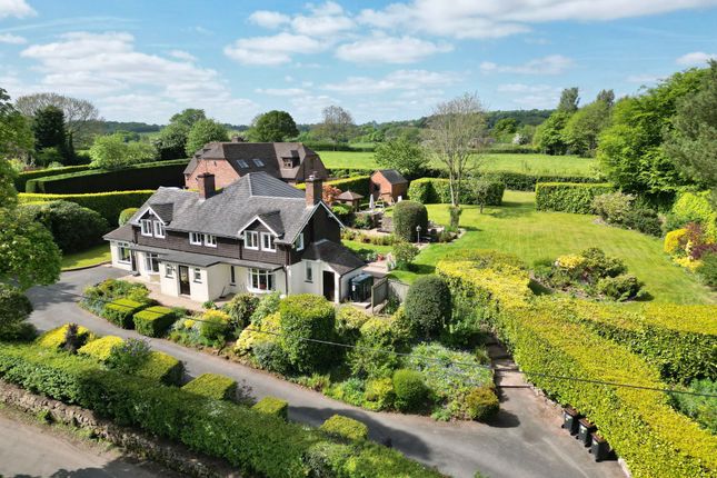 4 bed detached house