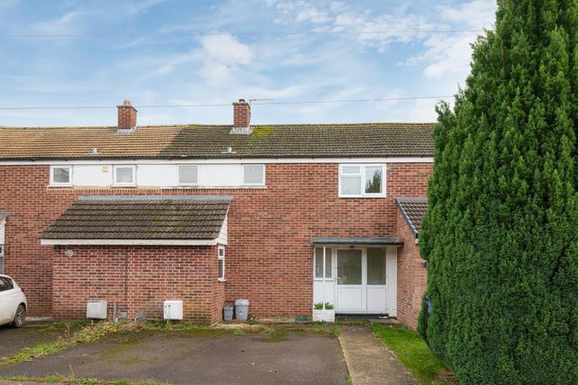 Caversfield,  Oxfordshire,  OX27 3 bed terraced house for sale