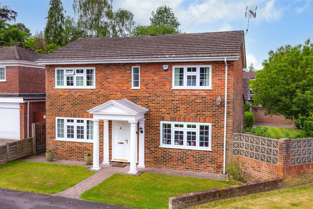 Dukes Wood, Berkshire RG45 4 bed detached house for sale