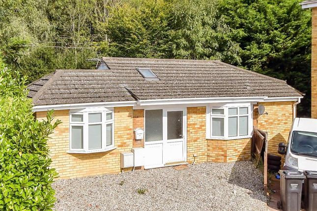 2 bed detached bungalow