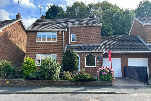 Pinewood Drive, Scarborough 3 bed link detached house for sale