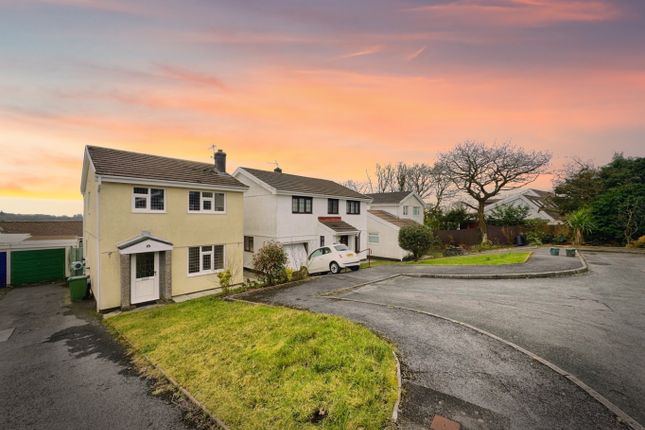 3 bed detached house