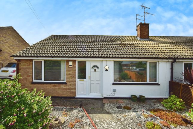 2 bedroom semi-detached bungalow for sale