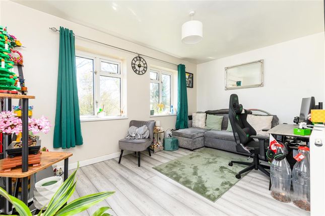 Burma Way, Chatham, Kent 1 bed maisonette for sale