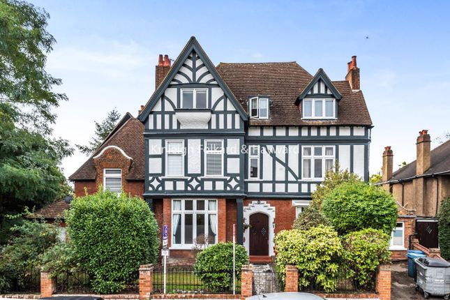 Oaklands Road, Bromley, Kent, BR1 2 bed flat for sale