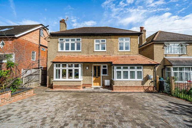 4 bed detached house