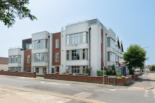 2 bed flat