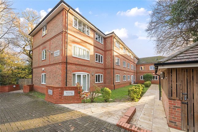 Copper Beech Place, Wokingham RG41 2 bed apartment for sale