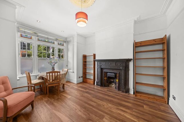 Lithos Road, London, NW3 2 bed apartment for sale