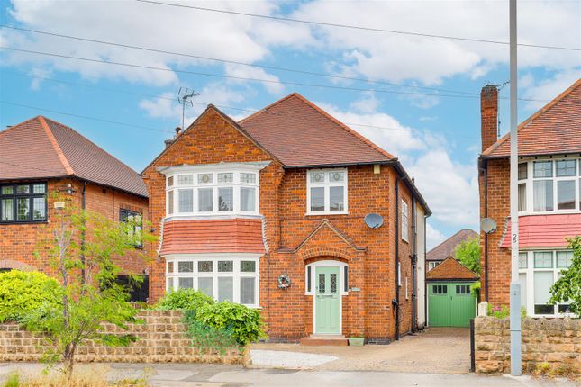 Davies Road, West Bridgford NG2 4 bed detached house for sale