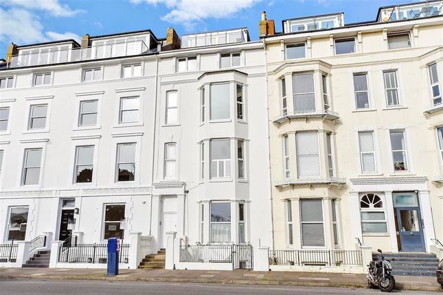 2 bed flat