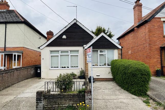 Green Lane, Thatcham RG19 2 bed detached bungalow for sale