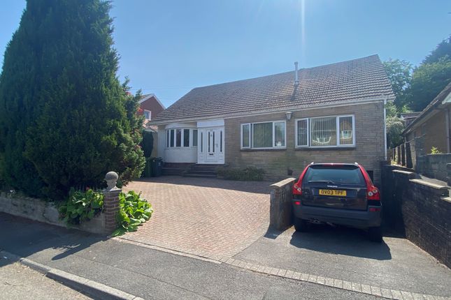 4 bed detached house