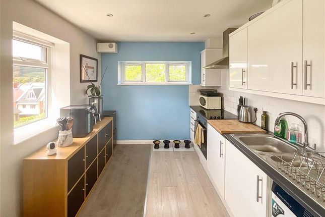 2 bed flat