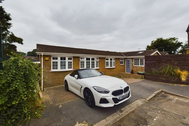 Parkhill Road, Hemel Hempstead, HP1 4 bed detached bungalow for sale
