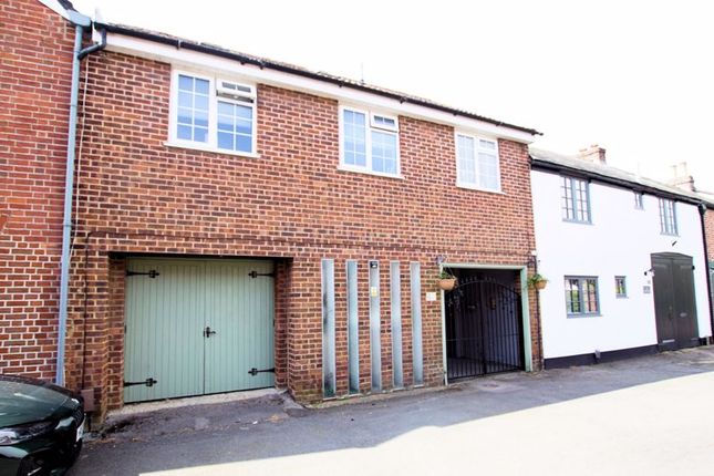Anglesey Arms Road, Gosport PO12 2 bed terraced house for sale