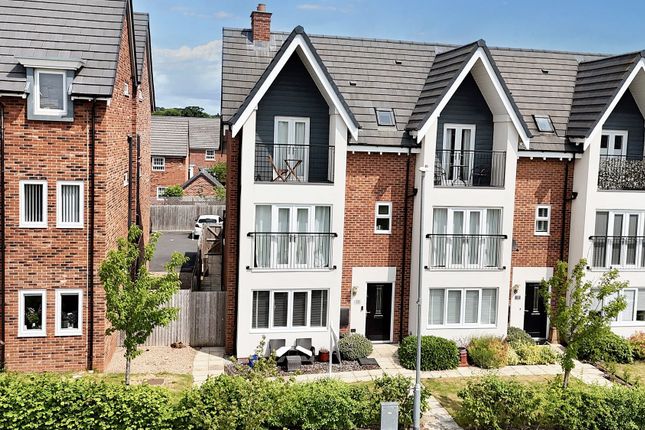 Hereford Place, Henhull, CW5 3 bed terraced house for sale