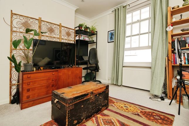 1 bed maisonette